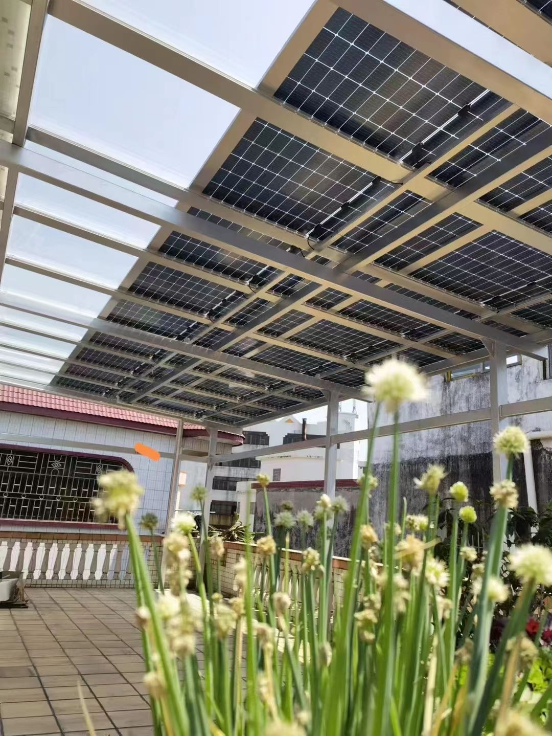 昌乐别墅家用屋顶太阳能发电系统安装